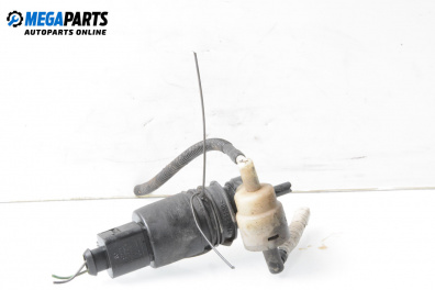 Помпичка за чистачки за Volkswagen Passat IV Variant B5.5 (09.2000 - 08.2005)