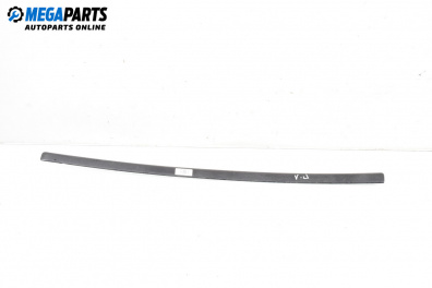 Лайсна за Audi A4 Avant B6 (04.2001 - 12.2004), комби, позиция: предна, дясна