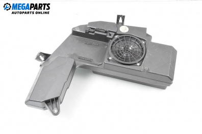 Субуфер за Audi A4 Avant B6 (04.2001 - 12.2004)