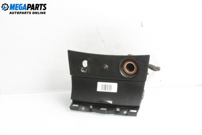 Пепелник за Mazda 3 Hatchback I (10.2003 - 12.2009)