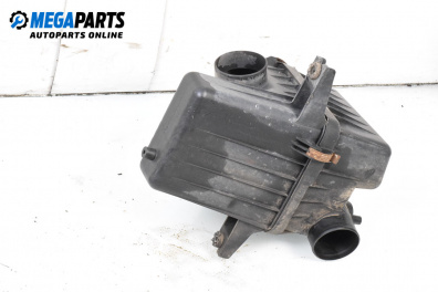 Филтърна кутия за Suzuki Grand Vitara II SUV (04.2005 - 08.2015) 2.0 4x4