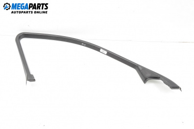 Интериорна лайсна за BMW 5 Series E60 Touring E61 (06.2004 - 12.2010), 4+1 вр., комби