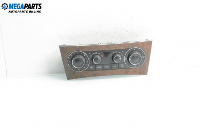 Панел климатроник за Mercedes-Benz C-Class Estate (S203) (03.2001 - 08.2007), № A2038303485