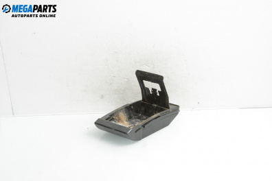 Пепелник за Volkswagen Polo Hatchback II (10.1994 - 10.1999)