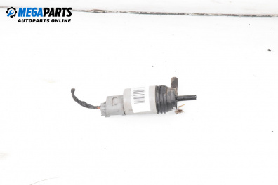 Помпичка за чистачки за BMW 3 Series E90 Touring E91 (09.2005 - 06.2012)