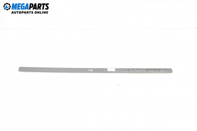 Лайсна за Ford Focus II Estate (07.2004 - 09.2012), комби, позиция: предна, дясна