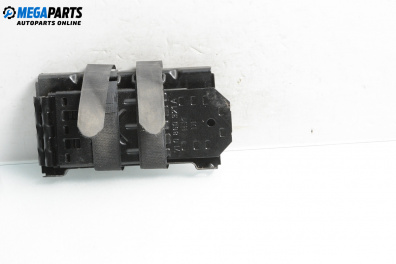 Клин за Volkswagen Touareg SUV I (10.2002 - 01.2013), № 7L0860321A