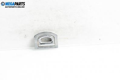 Закопчалка в багажник за Volkswagen Touareg SUV I (10.2002 - 01.2013), джип