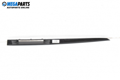 Интериорна лайсна за Mazda 3 Hatchback I (10.2003 - 12.2009), 4+1 вр., хечбек