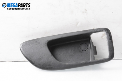 Интериорна пластмаса за Mazda 3 Hatchback I (10.2003 - 12.2009), 4+1 вр., хечбек, позиция: предна