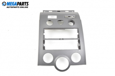 Централна конзола за Renault Megane II Grandtour (08.2003 - 08.2012)