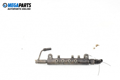 Горивна рейка за Renault Vel Satis Hatchback (06.2002 - 07.2009) 3.0 dCi (BJ0S), 181 к.с.