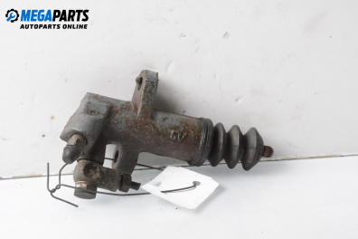 Долна помпа за съединител за Mitsubishi Space Star Minivan (06.1998 - 12.2004)