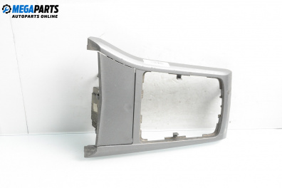 Централна конзола за Opel Astra H Hatchback (01.2004 - 05.2014)