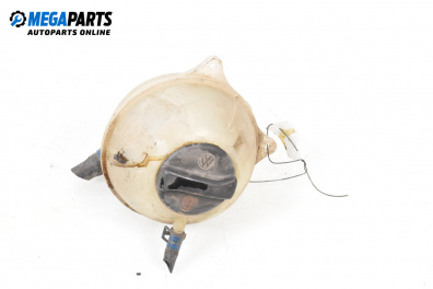 Казанче за антифриз за Volkswagen Polo Hatchback II (10.1994 - 10.1999) 55 1.3, 55 к.с.