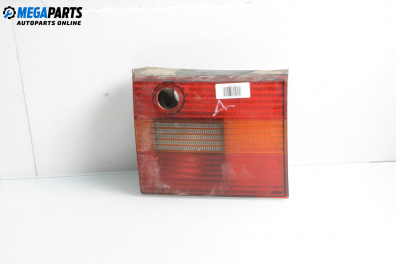 Вътрешен стоп за Volkswagen Passat II Variant B3, B4 (02.1988 - 06.1997), комби, позиция: дясна