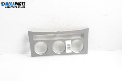 Централна конзола за Volkswagen Passat V Variant B6 (08.2005 - 11.2011)