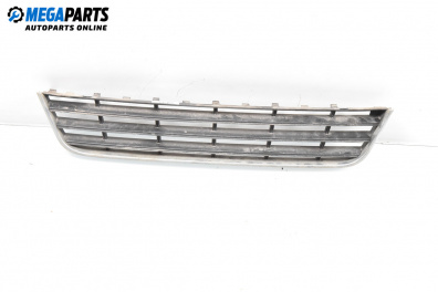 Решетка в броня за Volkswagen Passat V Variant B6 (08.2005 - 11.2011), комби, позиция: предна