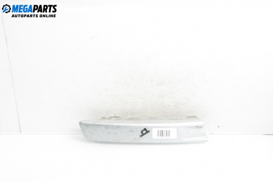 Външни лайсни за Volkswagen Passat V Variant B6 (08.2005 - 11.2011), комби, позиция: дясна