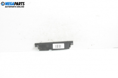 Интериорна пластмаса за Mercedes-Benz C-Class Estate (S204) (08.2007 - 08.2014), 4+1 вр., комби, позиция: предна