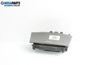 Пепелник за Mercedes-Benz CLK-Class Coupe (C209) (06.2002 - 05.2009)
