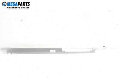 Интериорна лайсна за Audi A4 Avant B7 (11.2004 - 06.2008), 4+1 вр., комби