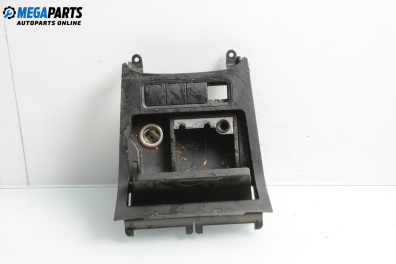 Пепелник за Volkswagen Golf V Hatchback (10.2003 - 02.2009)