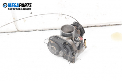 Дроселова клапа за Volkswagen Polo Hatchback II (10.1994 - 10.1999) 50 1.0, 50 к.с.