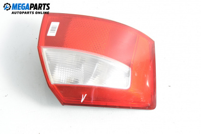 Стоп за Audi A4 Sedan B6 (11.2000 - 12.2004), седан, позиция: лява