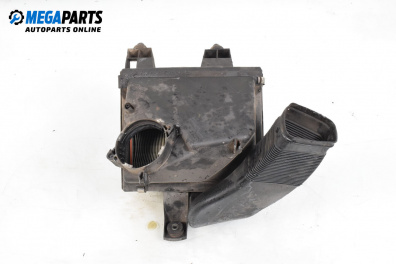 Филтърна кутия за Audi A6 Avant C5 (11.1997 - 01.2005) 2.5 TDI quattro