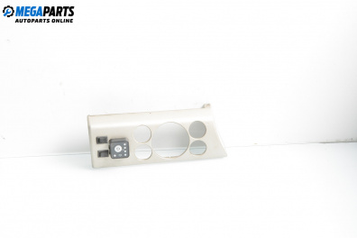 Интериорна пластмаса за Opel Astra H Estate (08.2004 - 05.2014), 4+1 вр., комби, позиция: предна