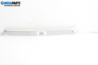 Външни лайсни за Mercedes-Benz 124 Sedan (12.1984 - 06.1993), седан, позиция: лява