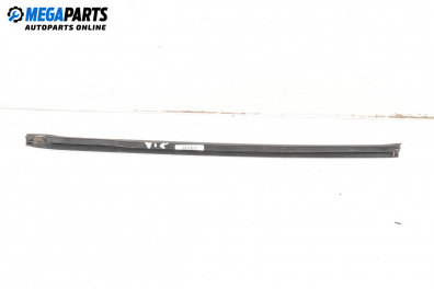 Външни лайсни за Audi A4 Avant B7 (11.2004 - 06.2008), комби, позиция: дясна