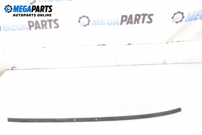 Интериорна лайсна за Opel Corsa C Hatchback (09.2000 - 12.2009), 2+1 вр., хечбек