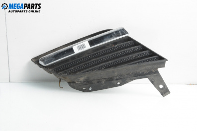 Решетка преден капак за Nissan Primera Sedan III (01.2002 - 06.2007), седан, позиция: предна