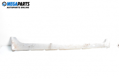 Външни лайсни за Nissan Primera Sedan III (01.2002 - 06.2007), седан, позиция: предна