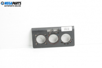 Централна конзола за Seat Ibiza II Hatchback (03.1993 - 05.2002)