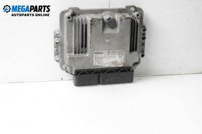 Компютър двигател за Fiat Punto Grande Punto (06.2005 - 07.2012) 1.9 D Multijet, 120 к.с., № 0 281 012 383