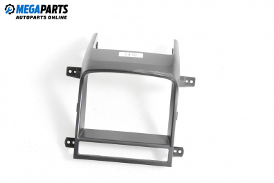 Централна конзола за Chevrolet Captiva SUV (06.2006 - ...)