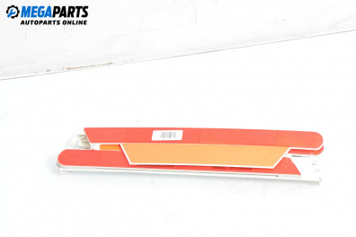 Триъгълник за Chevrolet Captiva SUV (06.2006 - ...)