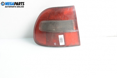 Стоп за Volvo V40 Estate (07.1995 - 06.2004), комби, позиция: лява