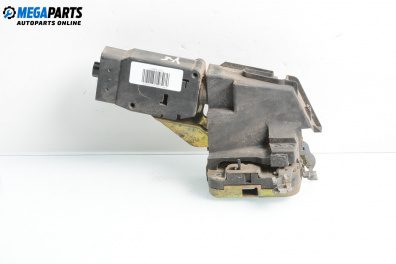 Брава на врата за Volvo V40 Estate (07.1995 - 06.2004), позиция: задна, лява