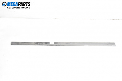 Лайсна за Audi A3 Hatchback II (05.2003 - 08.2012), хечбек, позиция: предна, дясна