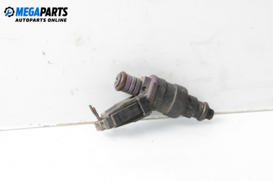 Дюза бензин за Volvo V40 Estate (07.1995 - 06.2004) 2.0, 140 к.с.