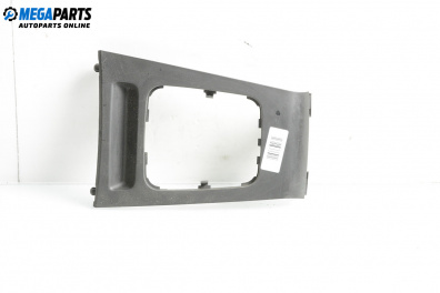 Централна конзола за Opel Zafira B Minivan (07.2005 - 14.2015)