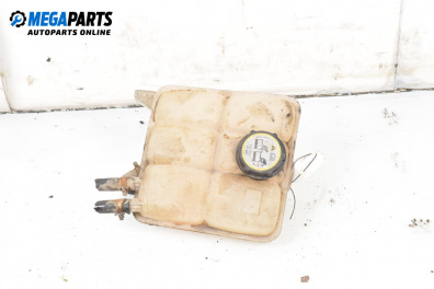 Казанче за антифриз за Ford Focus II Estate (07.2004 - 09.2012) 1.6, 100 к.с.