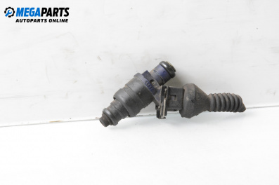 Дюза бензин за Volkswagen Passat III Variant B5 (05.1997 - 12.2001) 2.8 V6 Syncro/4motion, 193 к.с.