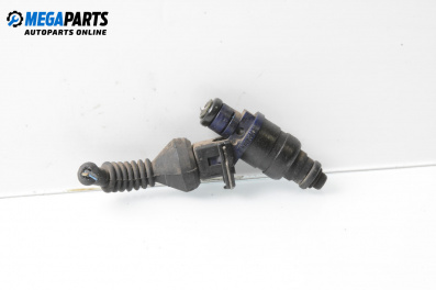 Дюза бензин за Volkswagen Passat III Variant B5 (05.1997 - 12.2001) 2.8 V6 Syncro/4motion, 193 к.с.