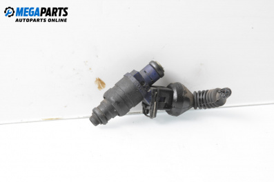 Дюза бензин за Volkswagen Passat III Variant B5 (05.1997 - 12.2001) 2.8 V6 Syncro/4motion, 193 к.с.