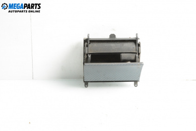 Пепелник за Mercedes-Benz CLK-Class Coupe (C208) (06.1997 - 09.2002)